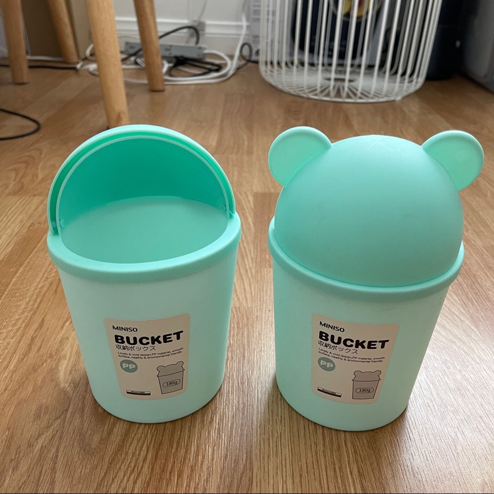 Miniso Mini Bear Trash Bucket